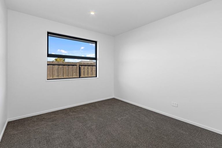 Photo of property in 5 Ligget Place, Woodend, 7610