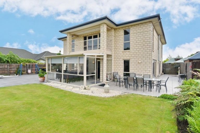 Photo of property in 8 Goodwood Close, Rangiora, 7400