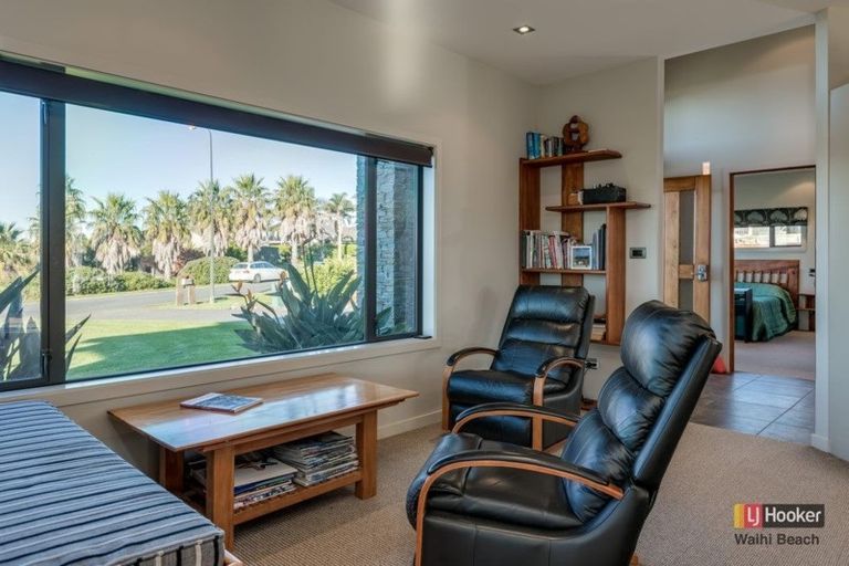 Photo of property in 111 Koutunui Road, Athenree, Katikati, 3177