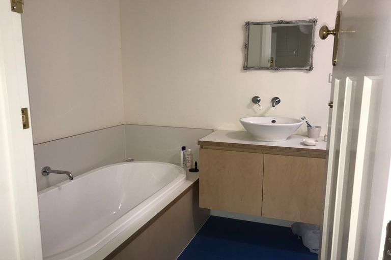 Photo of property in 8 Moerangi Street, Broad Bay, Dunedin, 9014