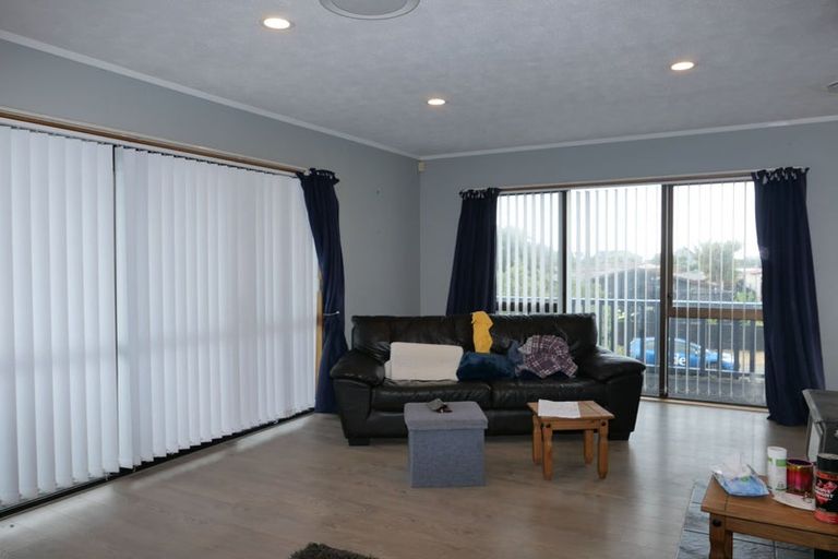 Photo of property in 8 Olive Terrace, Paraparaumu Beach, Paraparaumu, 5032