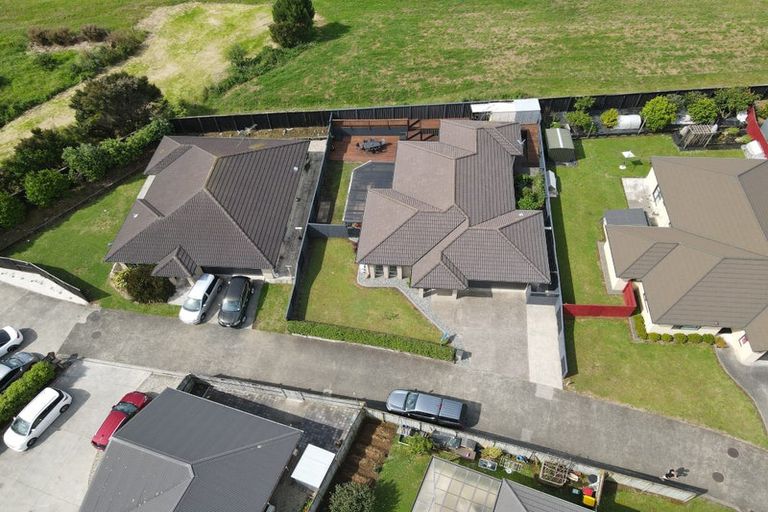 Photo of property in 11 Te Ironui Place, Huntington, Hamilton, 3210