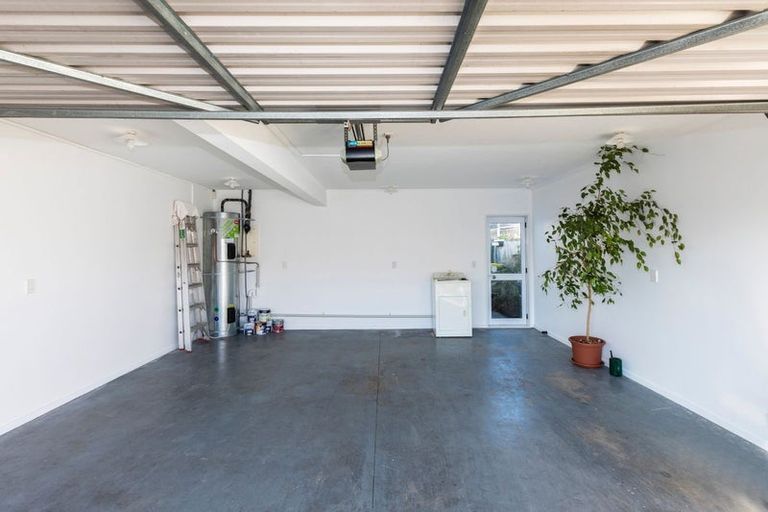 Photo of property in 87 Peverel Street, Riccarton, Christchurch, 8041