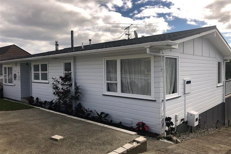 Photo of property in 115 Major Drive, Kelson, Lower Hutt, 5010