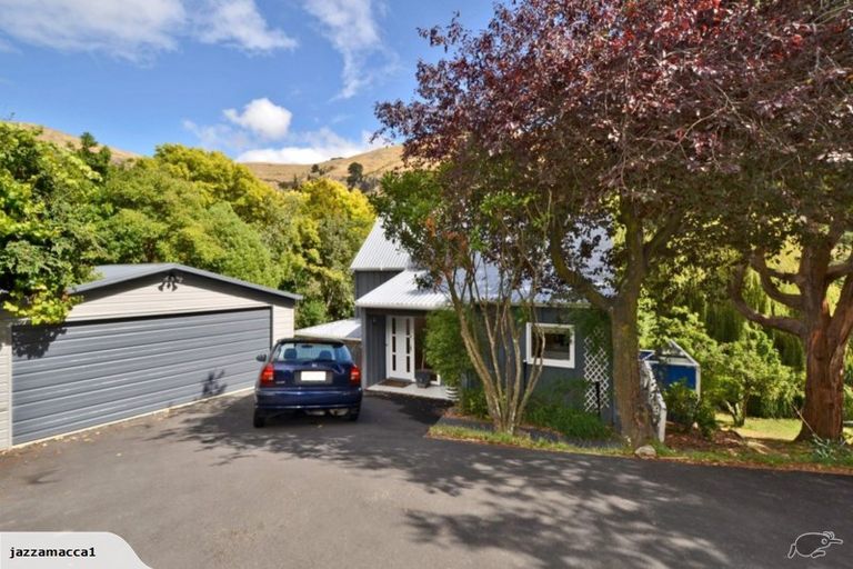 Photo of property in 18 Evans Pass Road, Sumner, Christchurch, 8081