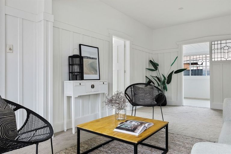 Photo of property in 1/170 Main North Road, Redwood, Christchurch, 8051