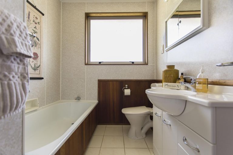 Photo of property in 80 Taward Street, Oamaru North, Oamaru, 9400