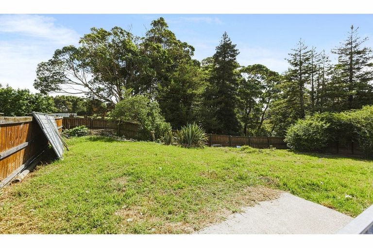 Photo of property in 12 Luke Place, Otara, Auckland, 2023