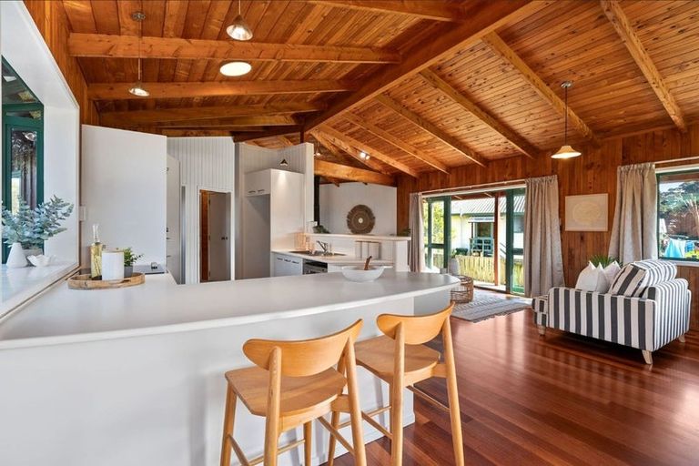 Photo of property in 8 Stonehaven Drive, Maungakaramea, Whangarei, 0178