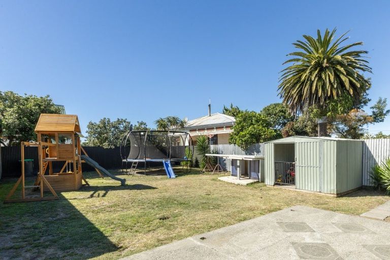Photo of property in 402 Main North Road, Bay View, Napier, 4104