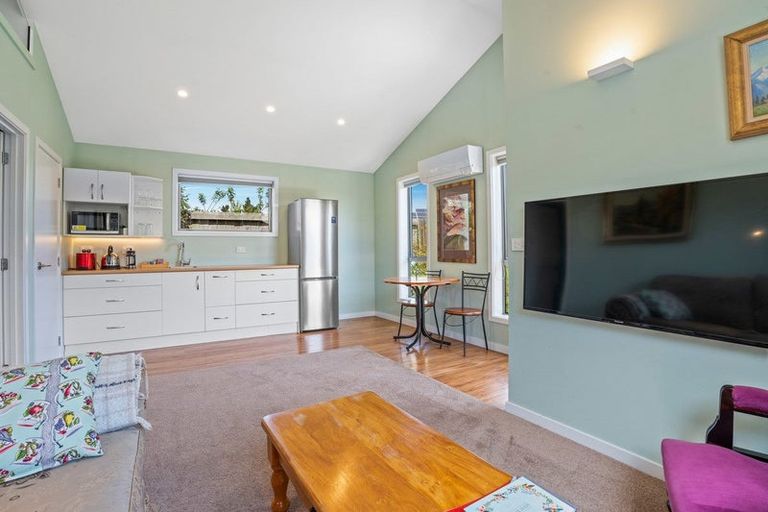 Photo of property in 69 Frye Crescent, Albert Town, Wanaka, 9305