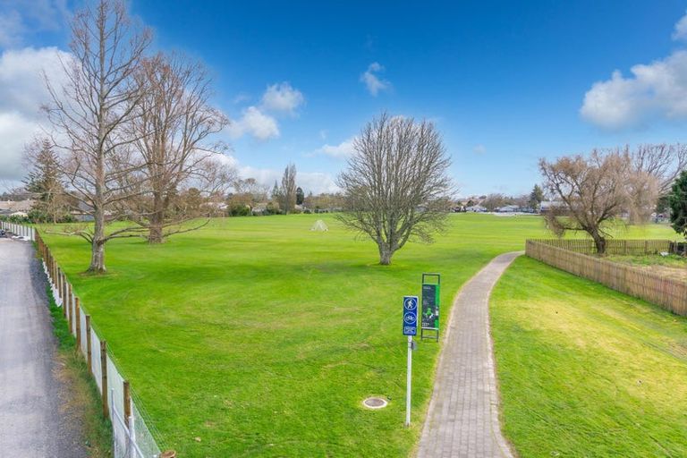 Photo of property in 29 Paul Crescent, Fairfield, Hamilton, 3214