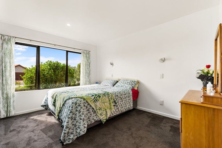 Photo of property in 40 Russell Robertson Drive, Havelock North, 4130