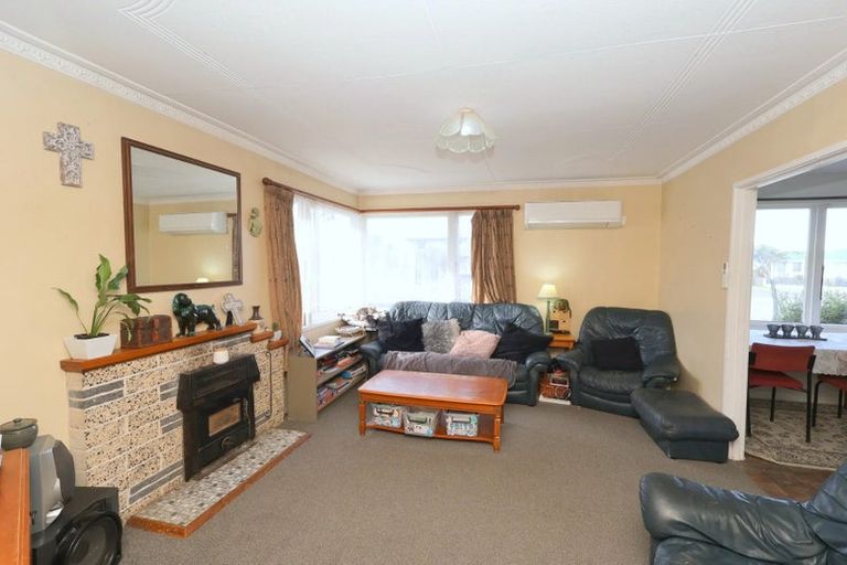 Photo of property in 2 Dundee Street, Strathern, Invercargill, 9812