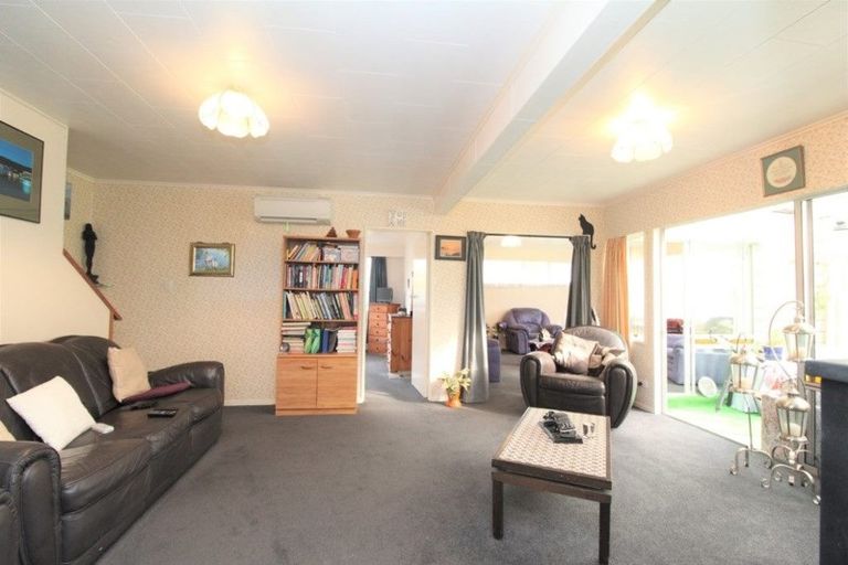 Photo of property in 10 Futter Street, Foxton, 4814