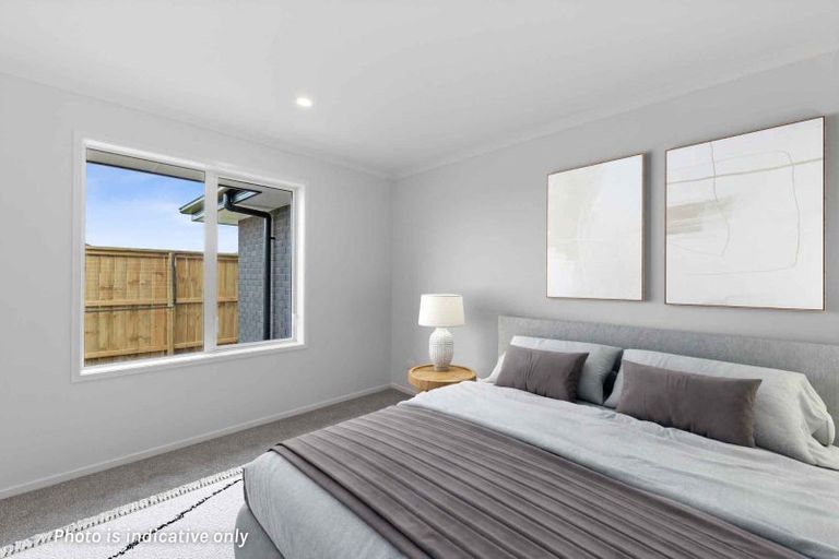 Photo of property in 32 Korowhiti Road, Clarks Beach, 2122