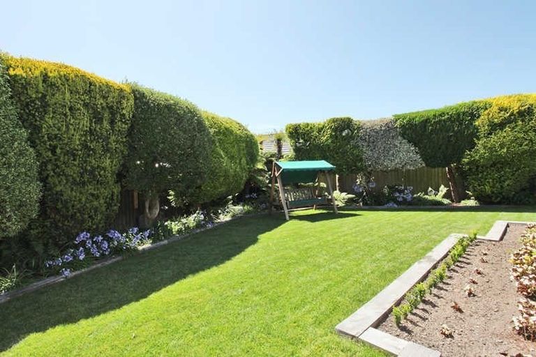 Photo of property in 4 Ensors Road, Opawa, Christchurch, 8023