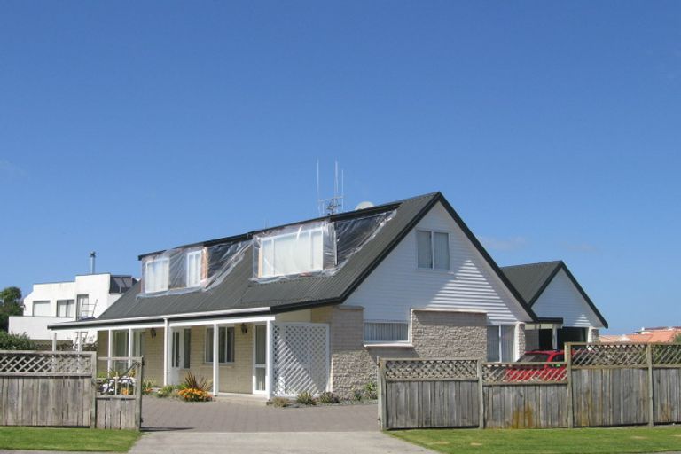 Photo of property in 2 Yale Street, Mount Maunganui, 3116