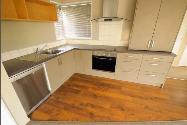 Photo of property in 3/190 Lincoln Road, Addington, Christchurch, 8024