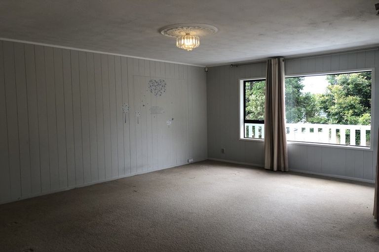 Photo of property in 2/260 Sunset Road, Windsor Park, Auckland, 0632