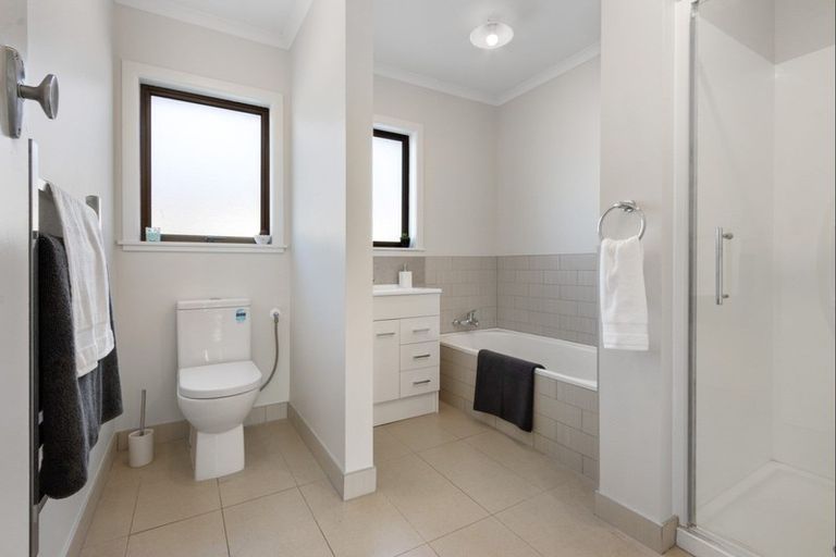 Photo of property in 157 Riverbend Road, Onekawa, Napier, 4110