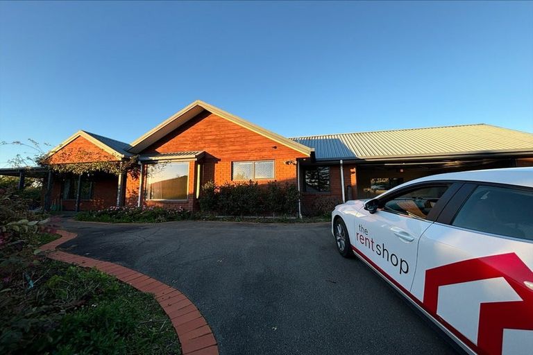 Photo of property in 17 Ardilea Avenue, Stoke, Nelson, 7011