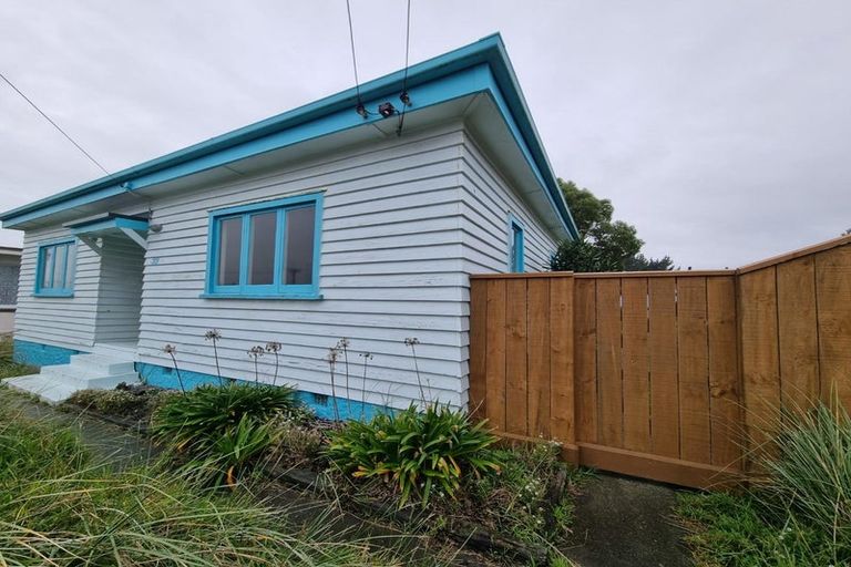 Photo of property in 33 Pacific Road, North New Brighton, Christchurch, 8083