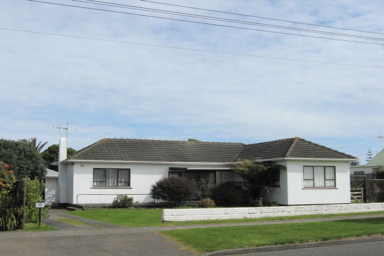 Photo of property in 191 Cornfoot Street, Castlecliff, Whanganui, 4501