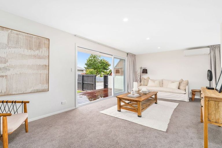 Photo of property in 15 Pethig Place, Halswell, Christchurch, 8025