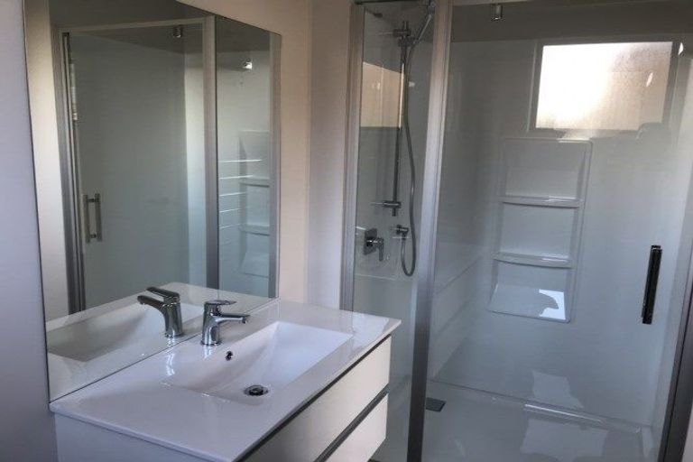 Photo of property in 35 Glen Dene Crescent, Wanaka, 9305