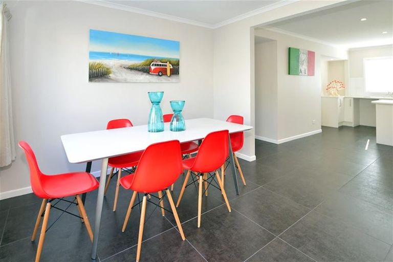Photo of property in 40 Laurence Street, Manly, Whangaparaoa, 0930