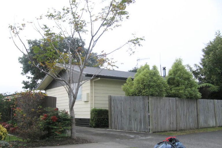 Photo of property in 12a Hetley Crescent, Taradale, Napier, 4112