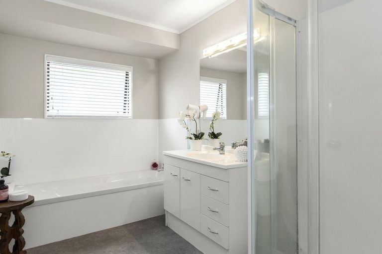 Photo of property in 19b Bellevue Road, Brookfield, Tauranga, 3110