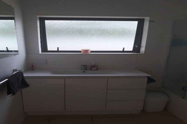 Photo of property in 133a Clevedon Road, Papakura, 2110