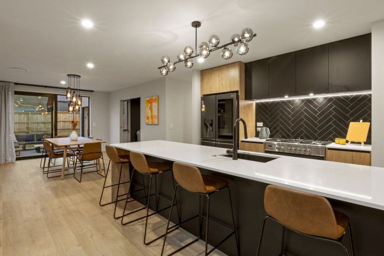 Photo of property in 79 Drysdale Road, Jacks Point, 9371