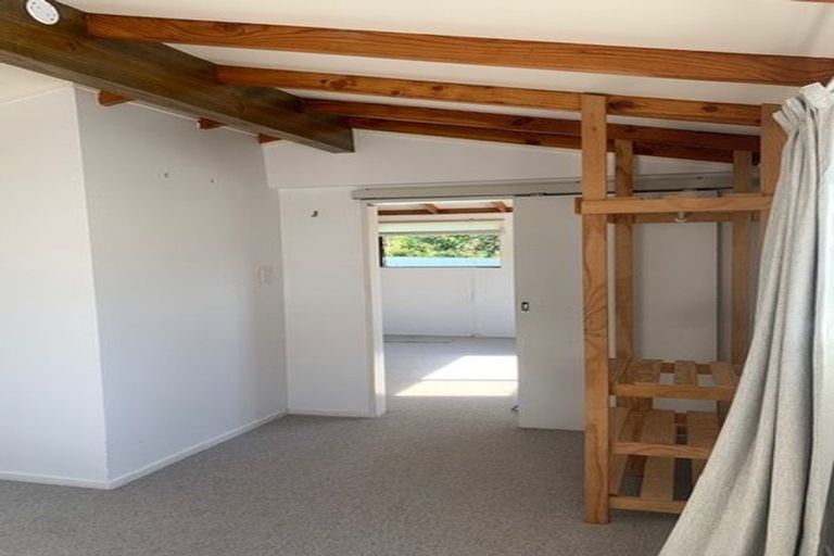 Photo of property in 16 Achilles Crescent, Narrow Neck, Auckland, 0624