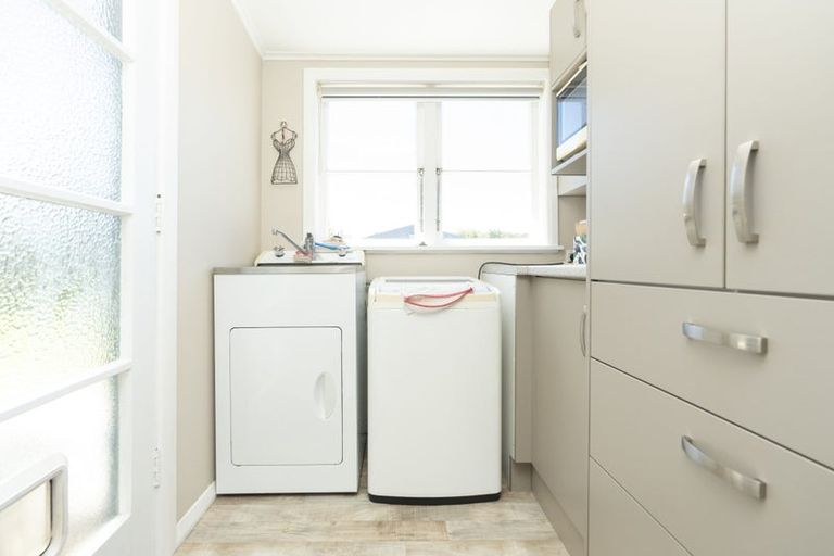 Photo of property in 83 Montgomery Crescent, Bader, Hamilton, 3206