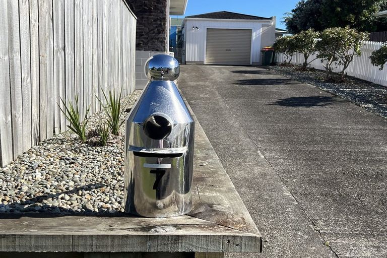 Photo of property in 7 Oleander Place, Bell Block, New Plymouth, 4312