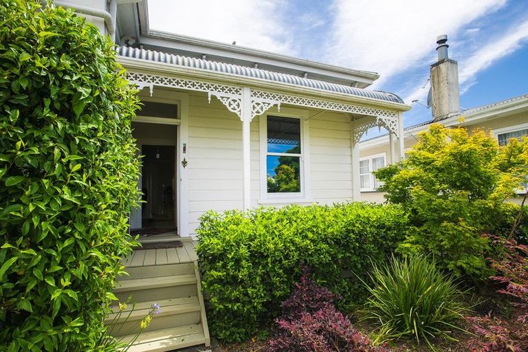 Photo of property in 8 Domett Street, Whataupoko, Gisborne, 4010