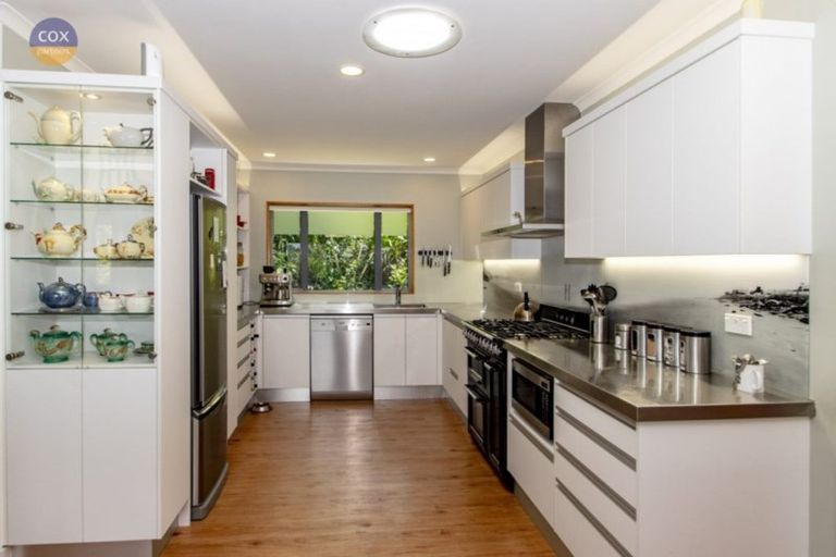 Photo of property in 16 Lucknow Terrace, Hospital Hill, Napier, 4110