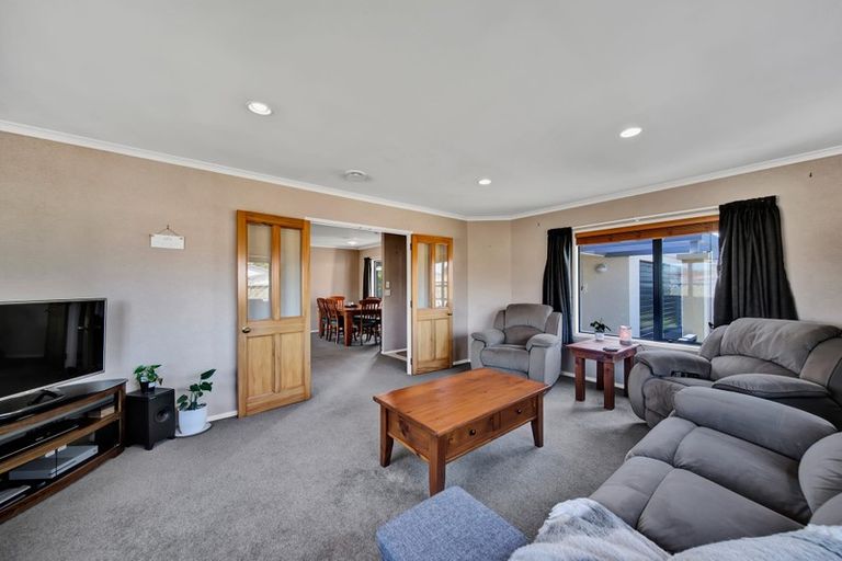 Photo of property in 18 Fantham Street, Hawera, 4610