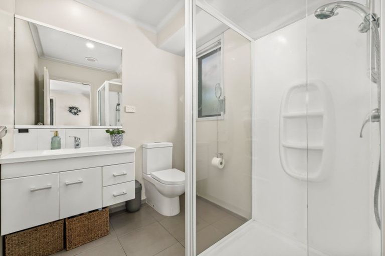 Photo of property in 1 Simpson Crescent, Raumati Beach, Paraparaumu, 5032