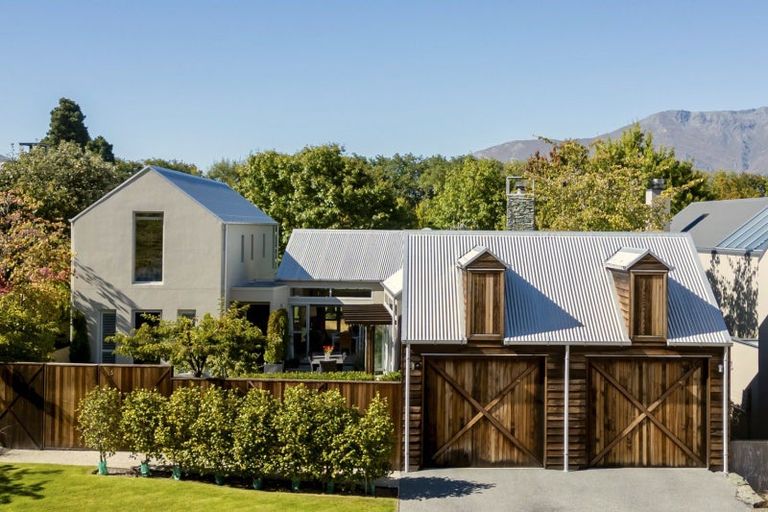 Photo of property in Millbrook Resort, 5 Malaghans Ridge, Arrowtown, 9371