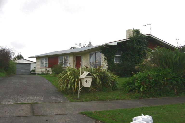 Photo of property in 41 Anakiwa Street, Kelvin Grove, Palmerston North, 4414