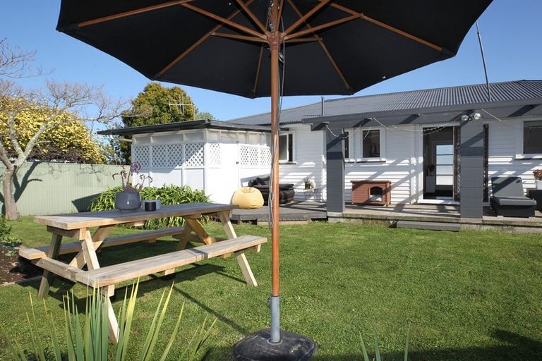Photo of property in 73 Middle Road, Havelock North, 4130