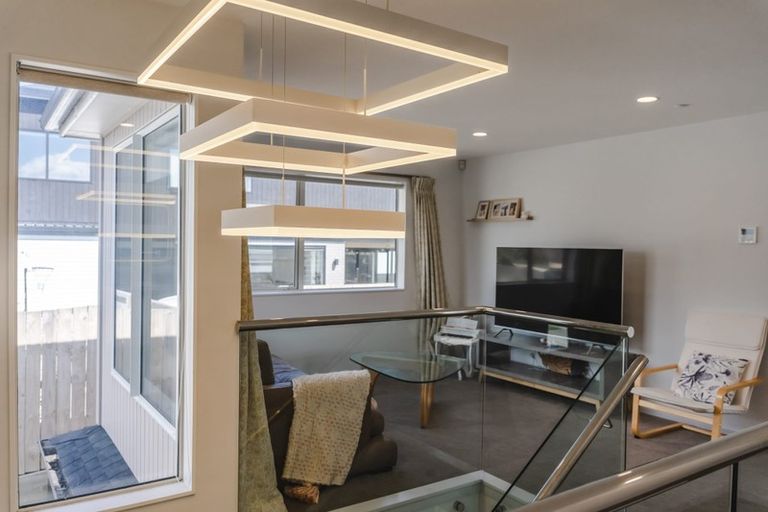 Photo of property in 11 Pommes Way, Silverdale, 0932