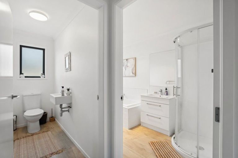 Photo of property in 39 Howden Drive, Jacks Point, 9371