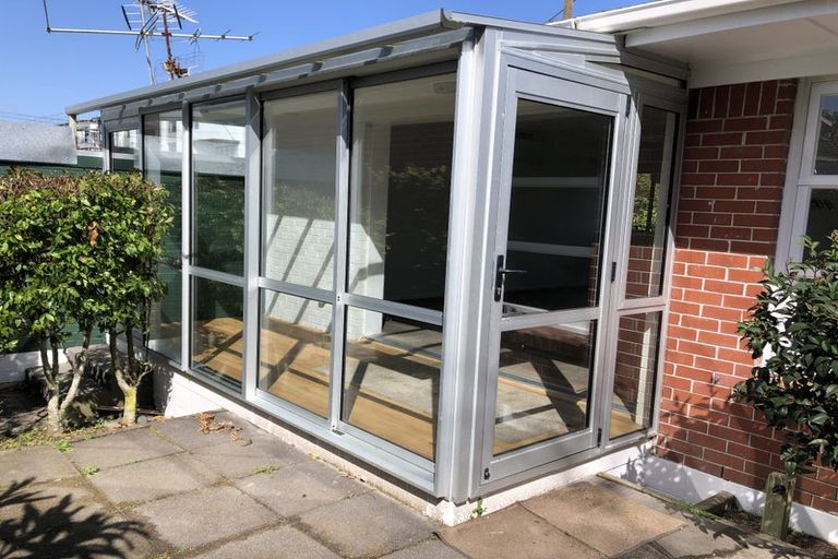 Photo of property in 3/49 Dominion Street, Takapuna, Auckland, 0622