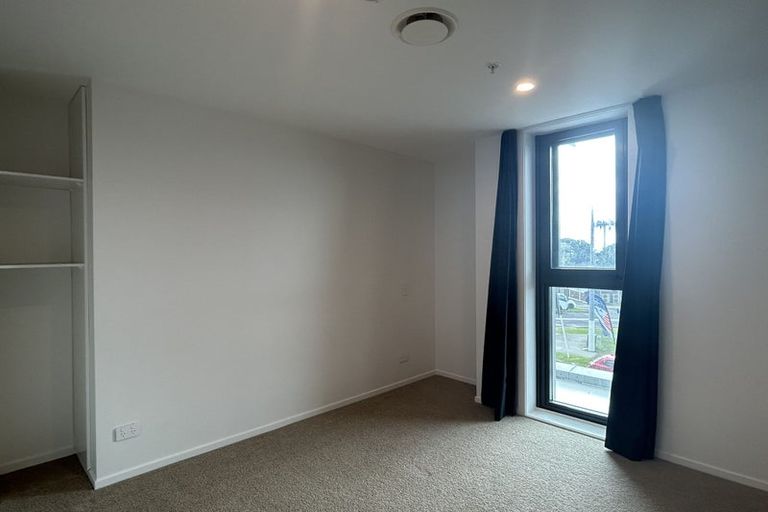 Photo of property in 105/6 Waikumete Road, Glen Eden, Auckland, 0602