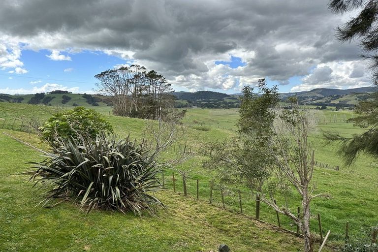 Photo of property in 158 Waiteitei Road, Wellsford, 0974
